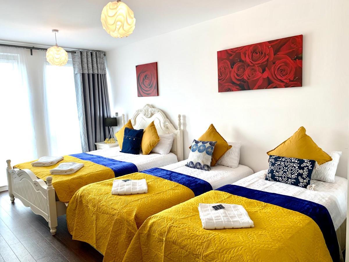 2-Bedrooms Modern Apartment Next To Velodrome, Lounge, Balcony, Parking, Abba London Exterior photo