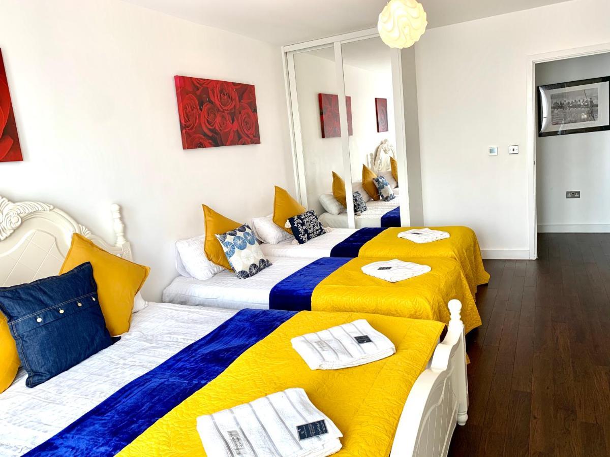 2-Bedrooms Modern Apartment Next To Velodrome, Lounge, Balcony, Parking, Abba London Exterior photo