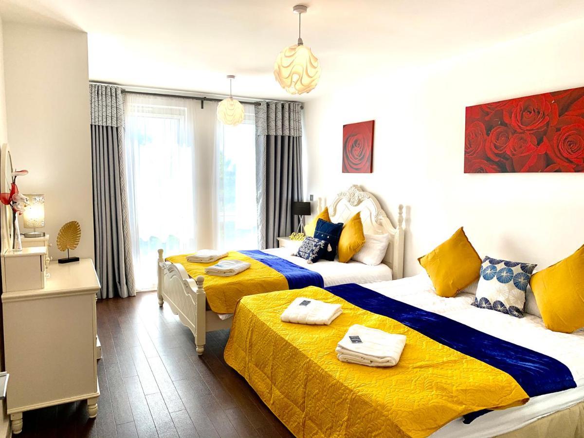 2-Bedrooms Modern Apartment Next To Velodrome, Lounge, Balcony, Parking, Abba London Exterior photo